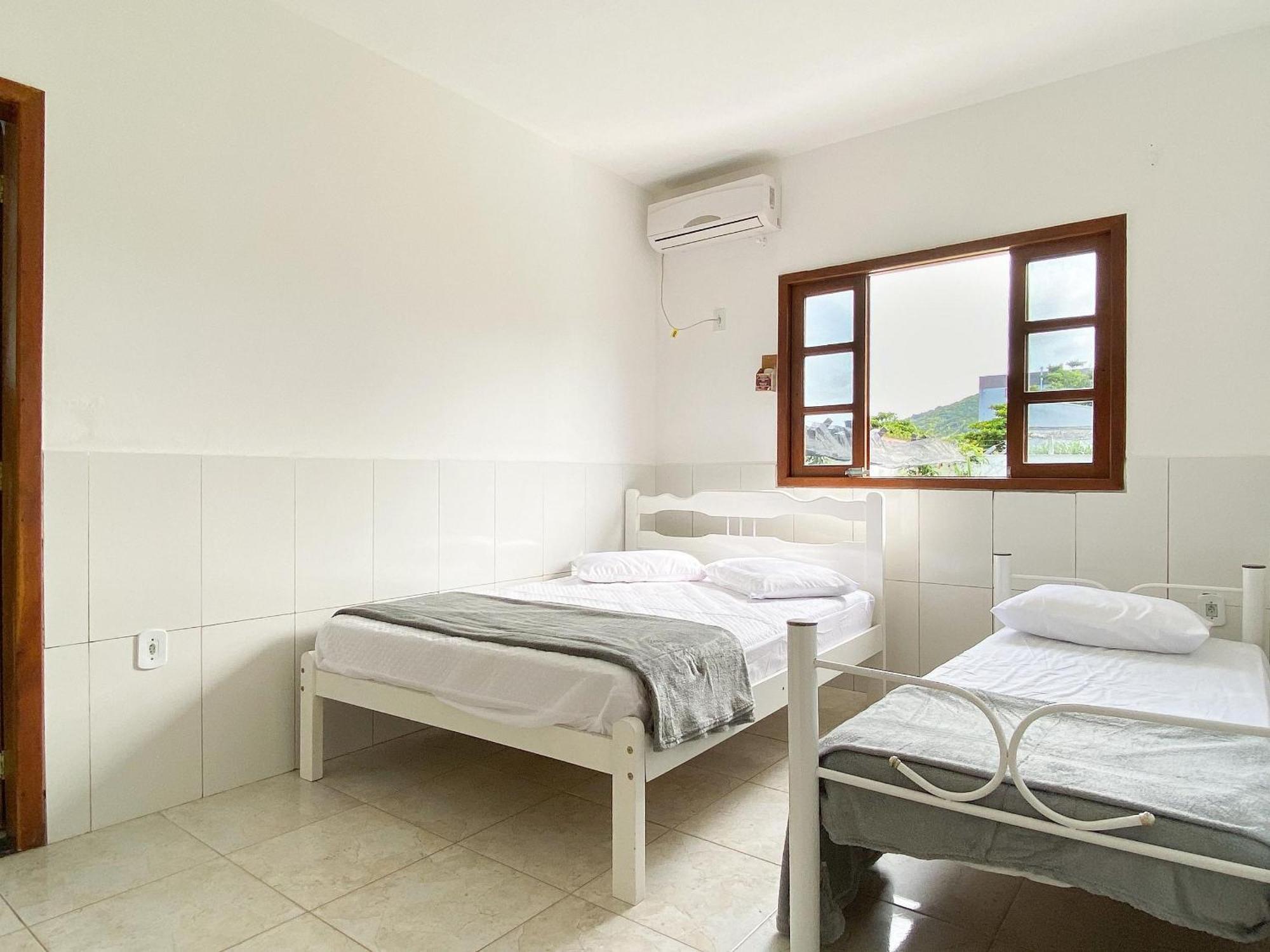 Residencial Verdes Mares Бомбиняс Екстериор снимка