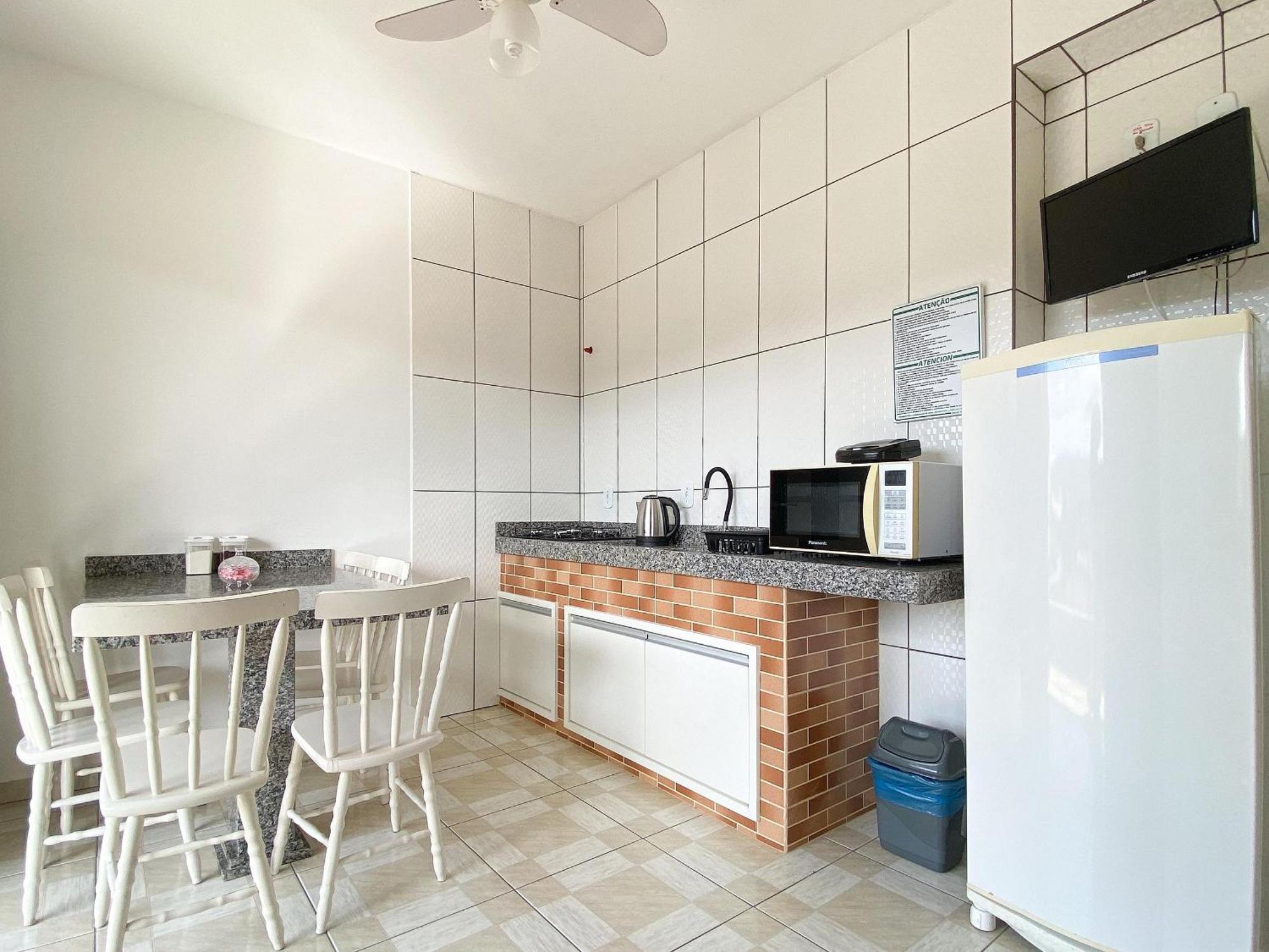 Residencial Verdes Mares Бомбиняс Екстериор снимка
