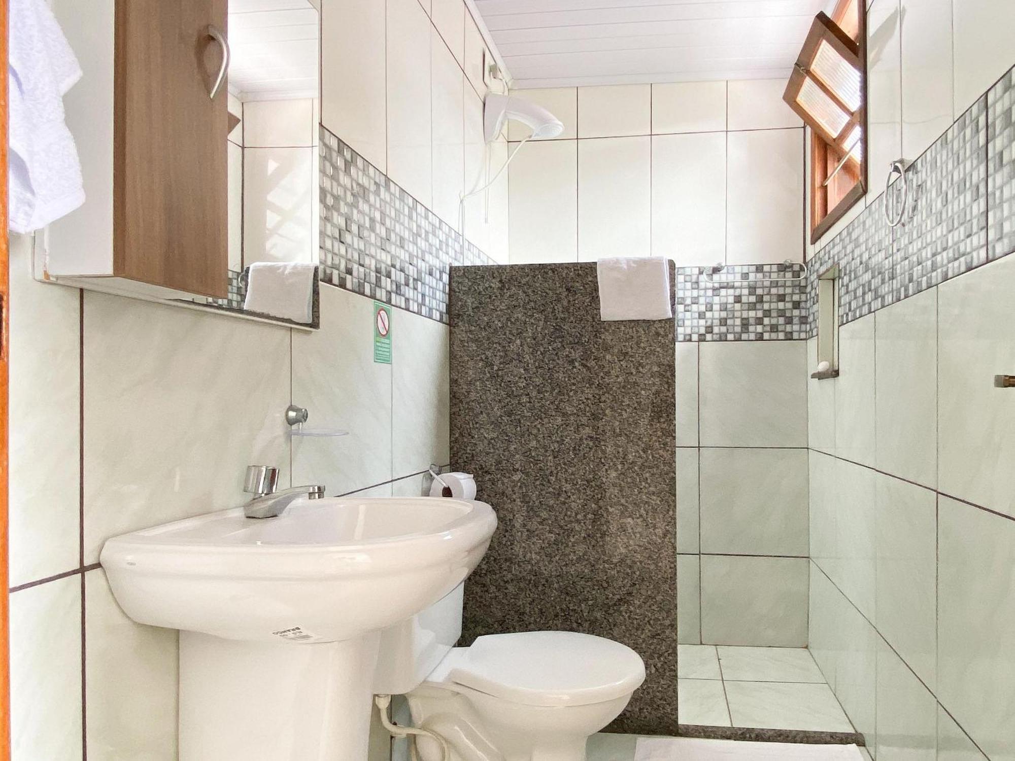 Residencial Verdes Mares Бомбиняс Екстериор снимка